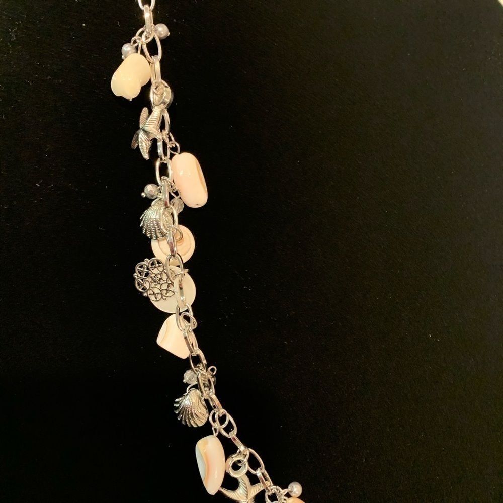 Bracelets   - Picture 11 of 13